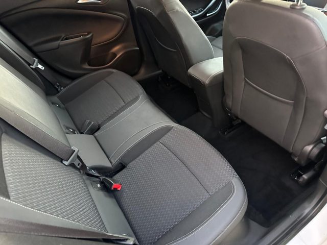 OPEL Astra usata, con Cruise Control