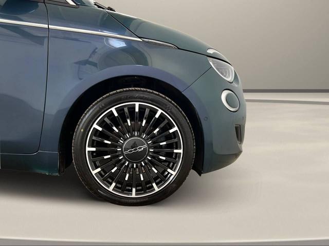 FIAT 500e usata, con Fari direzionali