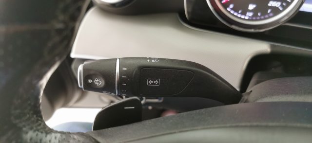 MERCEDES-BENZ E 220 usata, con Isofix