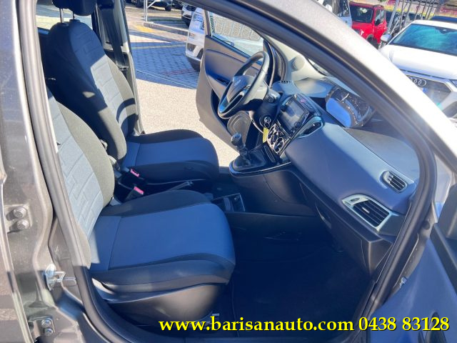 LANCIA Ypsilon usata, con Boardcomputer