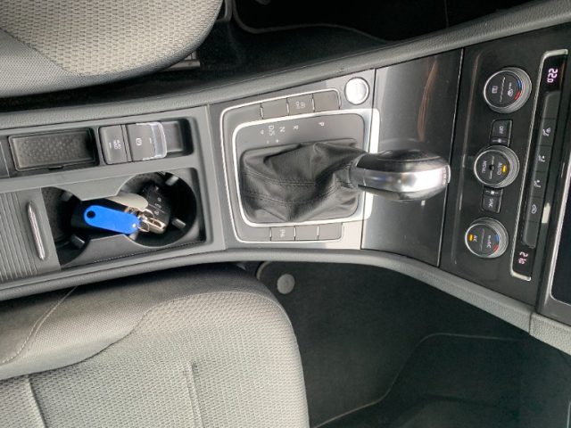 VOLKSWAGEN Golf usata, con Fendinebbia