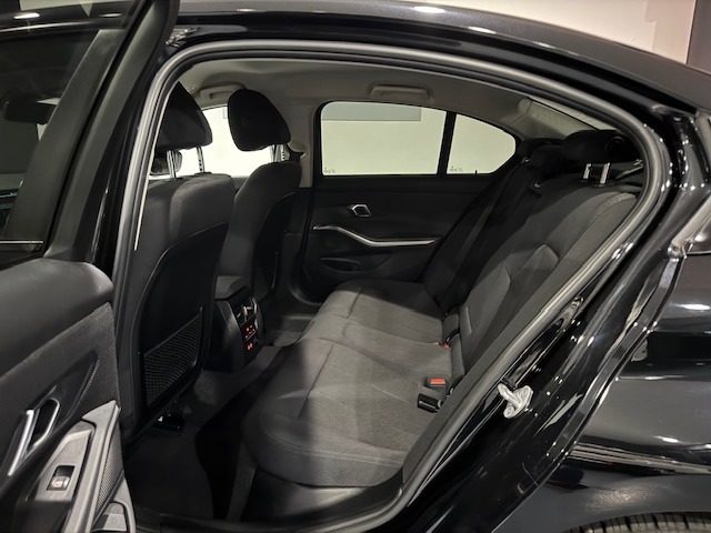 BMW 318 usata, con Lettore CD