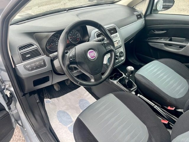 FIAT Grande Punto usata 15