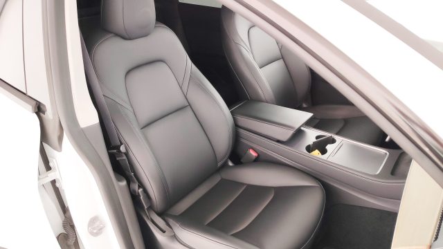 TESLA Model Y usata, con Volante riscaldabile