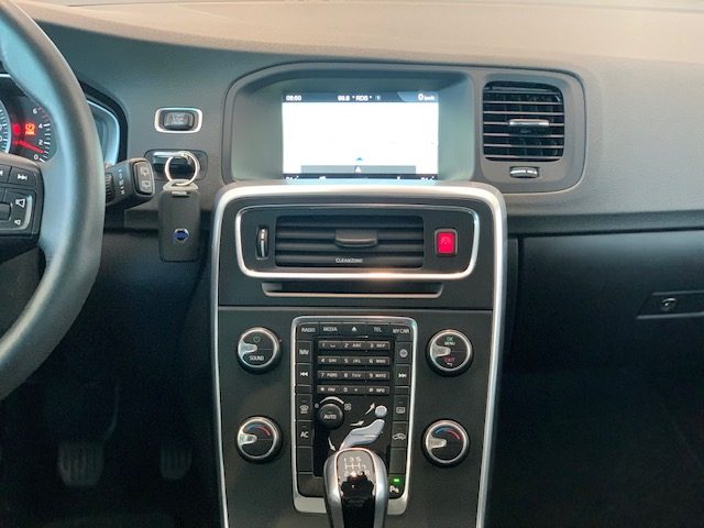VOLVO V60 usata 11
