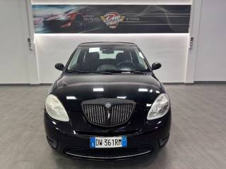 LANCIA Ypsilon usata, con Airbag