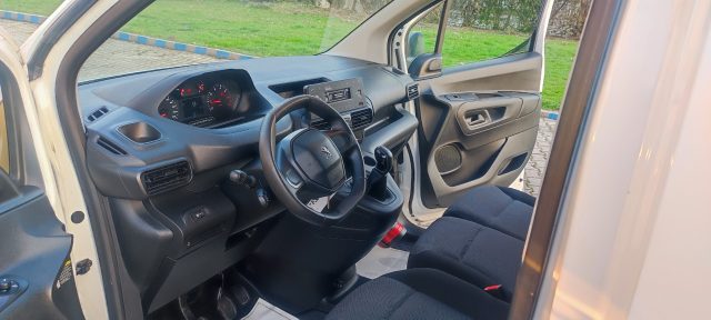 PEUGEOT Partner usata, con Alzacristalli elettrici