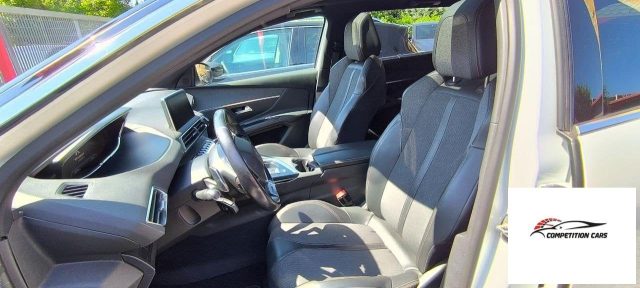 PEUGEOT 5008 usata, con Cerchi in lega
