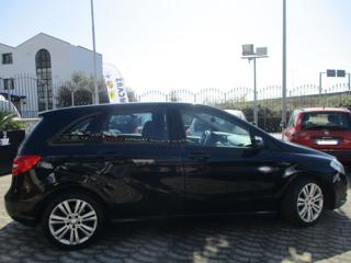 MERCEDES-BENZ B 180 usata, con Airbag laterali