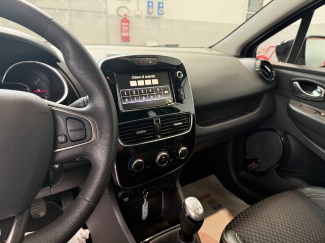 RENAULT Clio usata, con Airbag testa