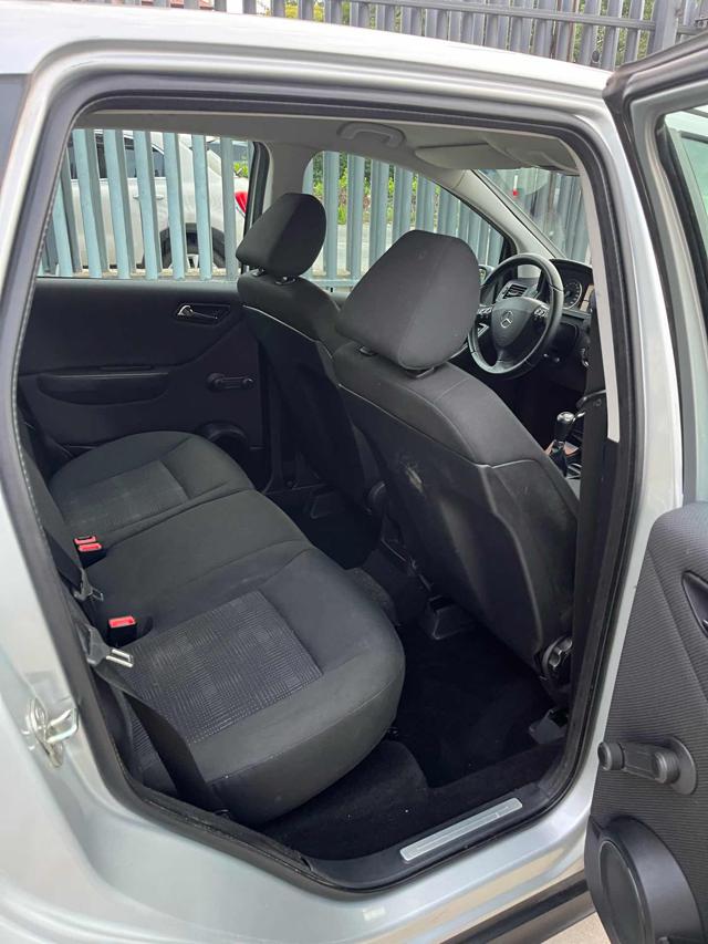 MERCEDES-BENZ A 180 usata, con ESP