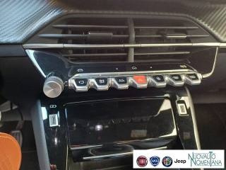 PEUGEOT 2008 usata, con Autoradio digitale
