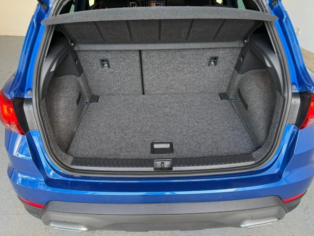 SEAT Arona usata, con Specchietti laterali elettrici