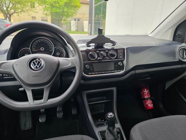 VOLKSWAGEN up! usata, con ESP