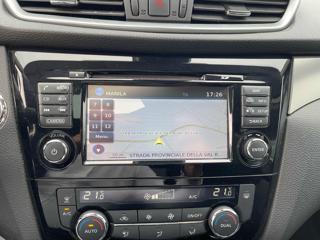 NISSAN Qashqai usata, con USB
