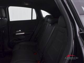 MERCEDES-BENZ GLA 200 usata 9