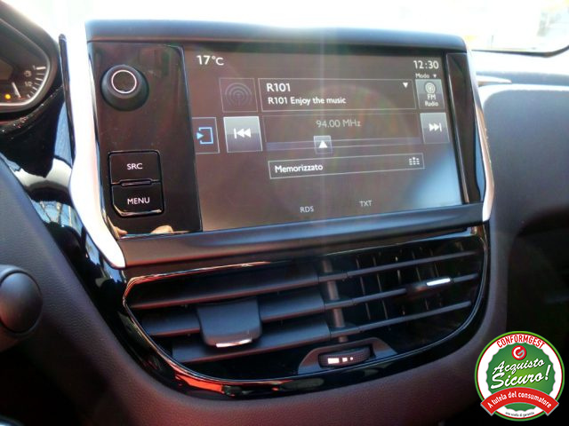 PEUGEOT 208 usata, con Sistema di navigazione