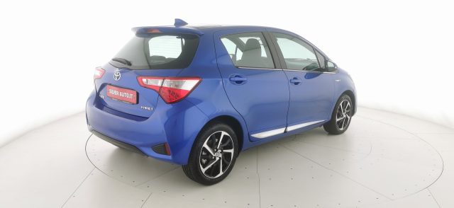 TOYOTA Yaris usata, con USB