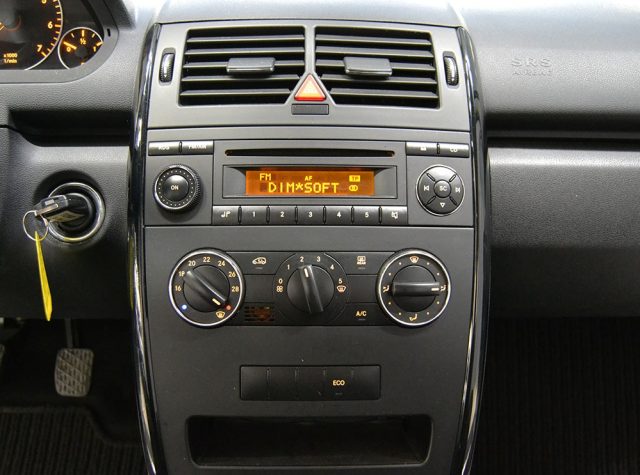 MERCEDES-BENZ A 160 usata, con Autoradio