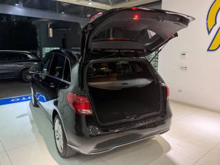 MERCEDES-BENZ B 180 usata, con Cerchi in lega