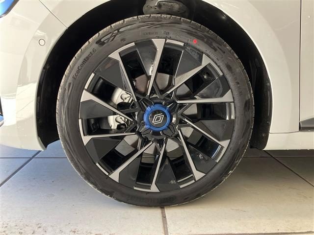 RENAULT Clio usata, con Climatizzatore