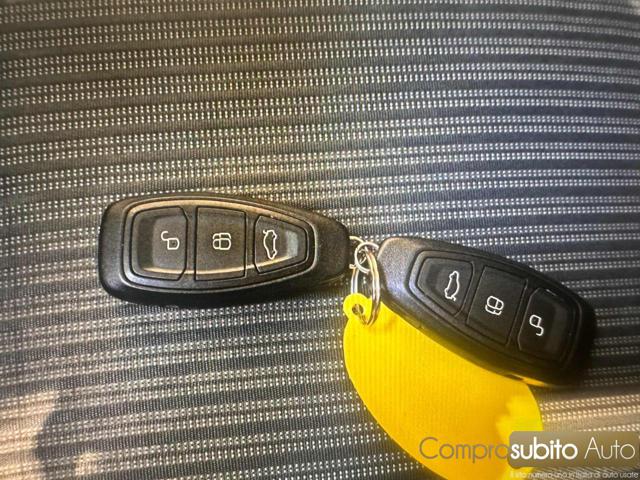 FORD C-Max usata, con Autoradio