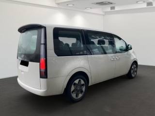HYUNDAI Staria usata, con Airbag