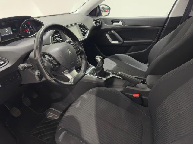PEUGEOT 308 usata, con Boardcomputer