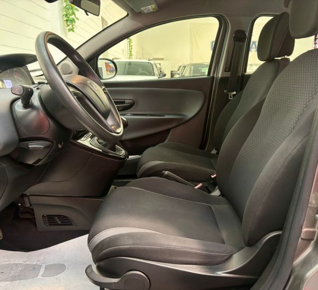 LANCIA Ypsilon usata 13