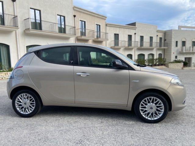 LANCIA Ypsilon usata, con Servosterzo