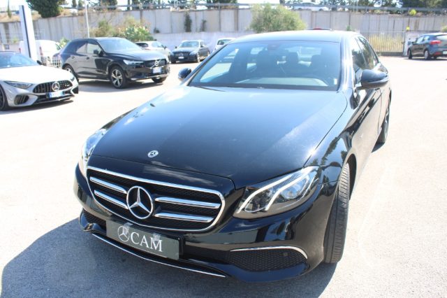 MERCEDES-BENZ E 220 usata, con Airbag