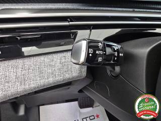 PEUGEOT 3008 usata, con Autoradio digitale