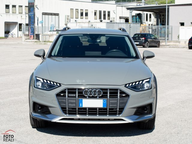AUDI A4 allroad usata, con Airbag