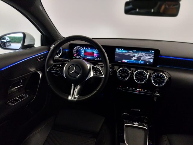 MERCEDES-BENZ A 180 usata, con Chiusura centralizzata