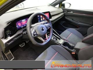 VOLKSWAGEN Golf usata, con Airbag