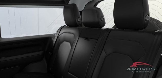 LAND ROVER Defender usata 6