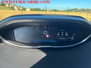 PEUGEOT 3008 usata, con Leve al volante