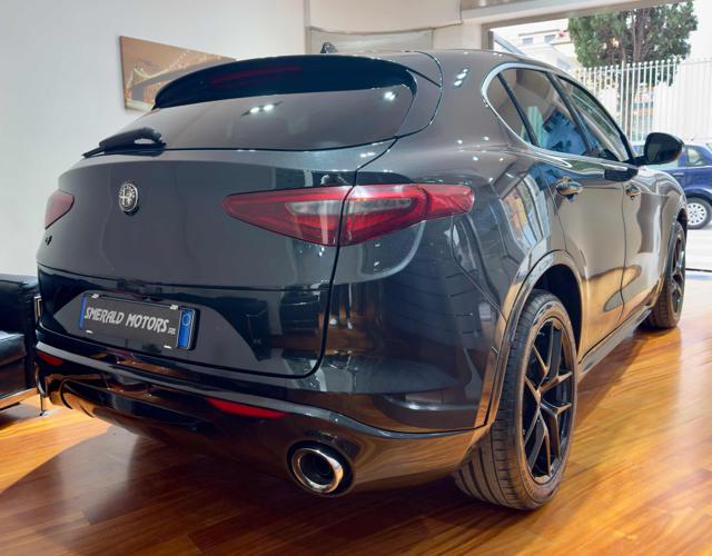 ALFA ROMEO Stelvio usata, con Autoradio