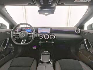 MERCEDES-BENZ CLA 180 usata, con Chiusura centralizzata