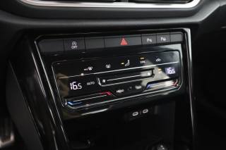 VOLKSWAGEN T-Roc usata 11