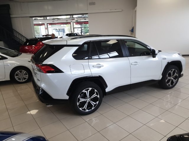 SUZUKI Across usata, con Autoradio