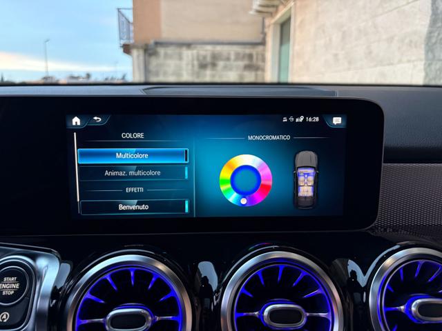 MERCEDES-BENZ GLB 200 usata, con Portellone posteriore elettrico