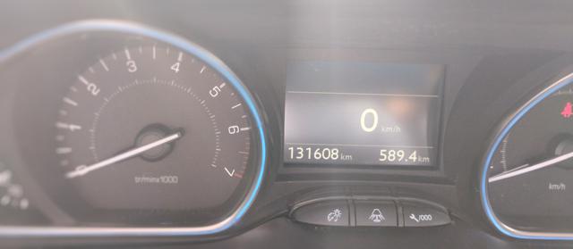 PEUGEOT 2008 usata, con Controllo trazione