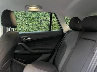 MG HS usata, con Sensori di parcheggio posteriori