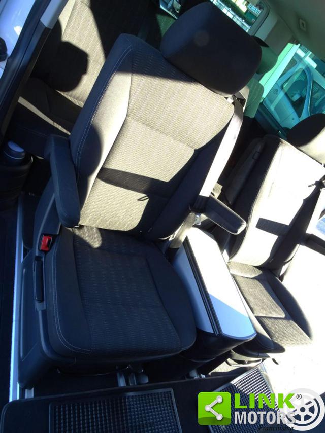 VOLKSWAGEN Multivan usata, con Cruise Control
