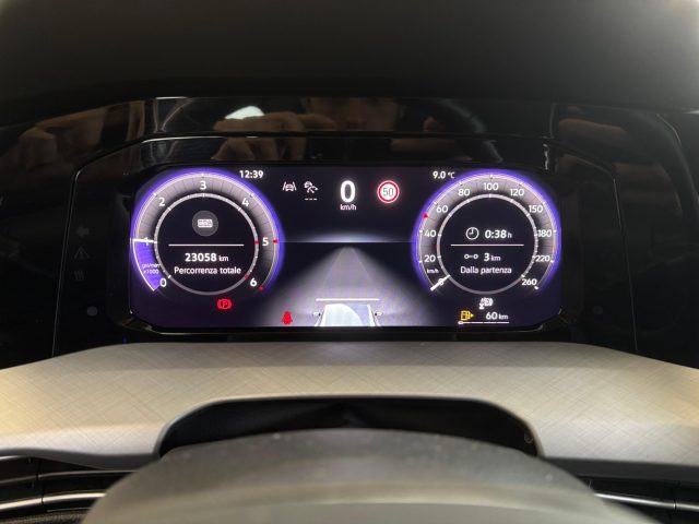 VOLKSWAGEN Golf usata, con Controllo trazione