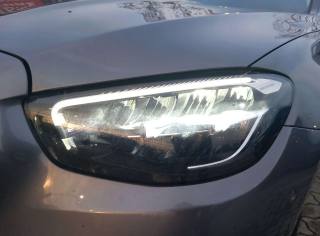 MERCEDES-BENZ E 200 usata, con Regolazione elettrica sedili