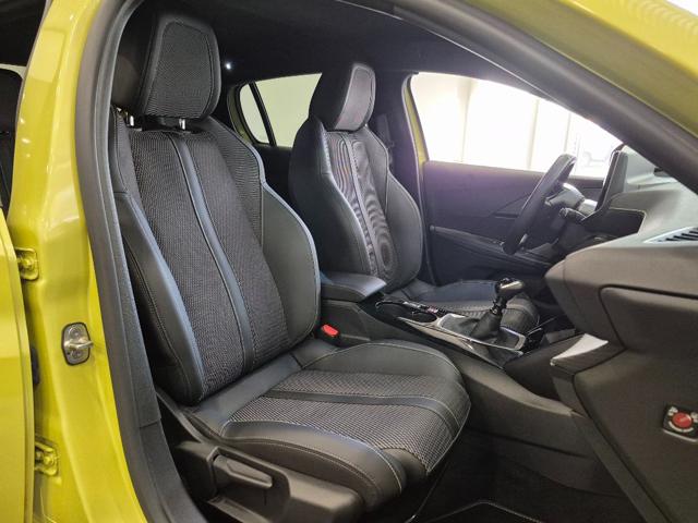 PEUGEOT 208 usata, con Touch screen