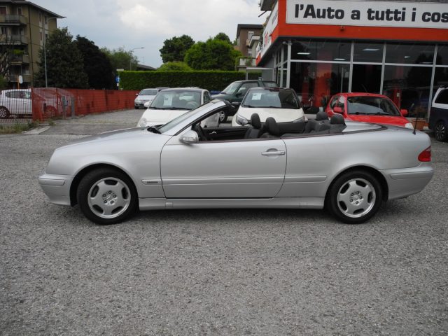 MERCEDES-BENZ CLK 200 usata, con Airbag