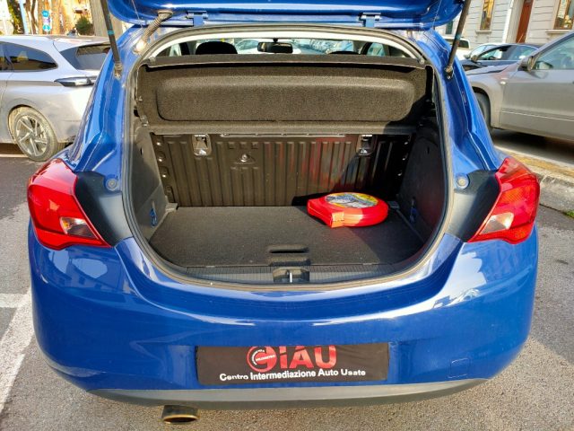 OPEL Corsa usata, con Servosterzo